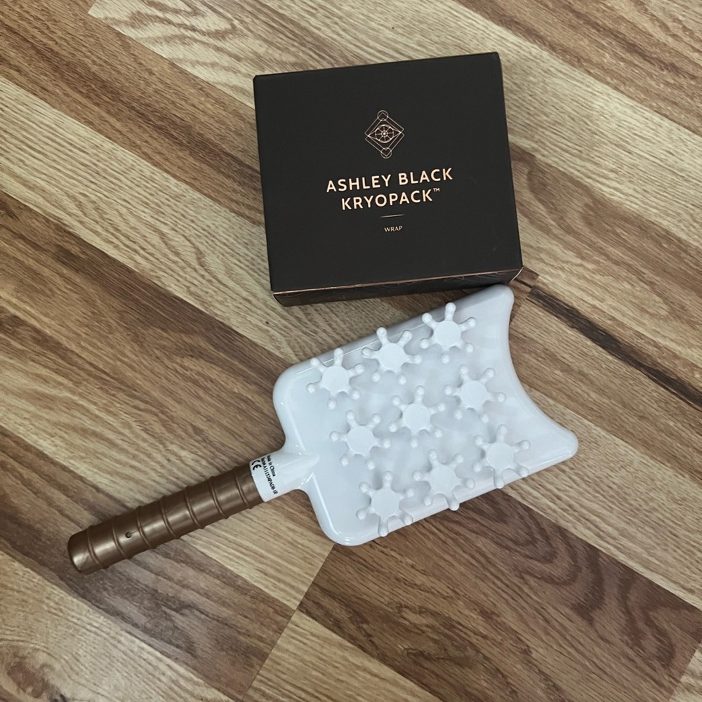 Ashley Black Mini Paddle
